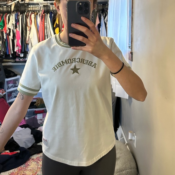 ABERCROMBIE & FITCH vintage T-shirt - Picture 1 of 3